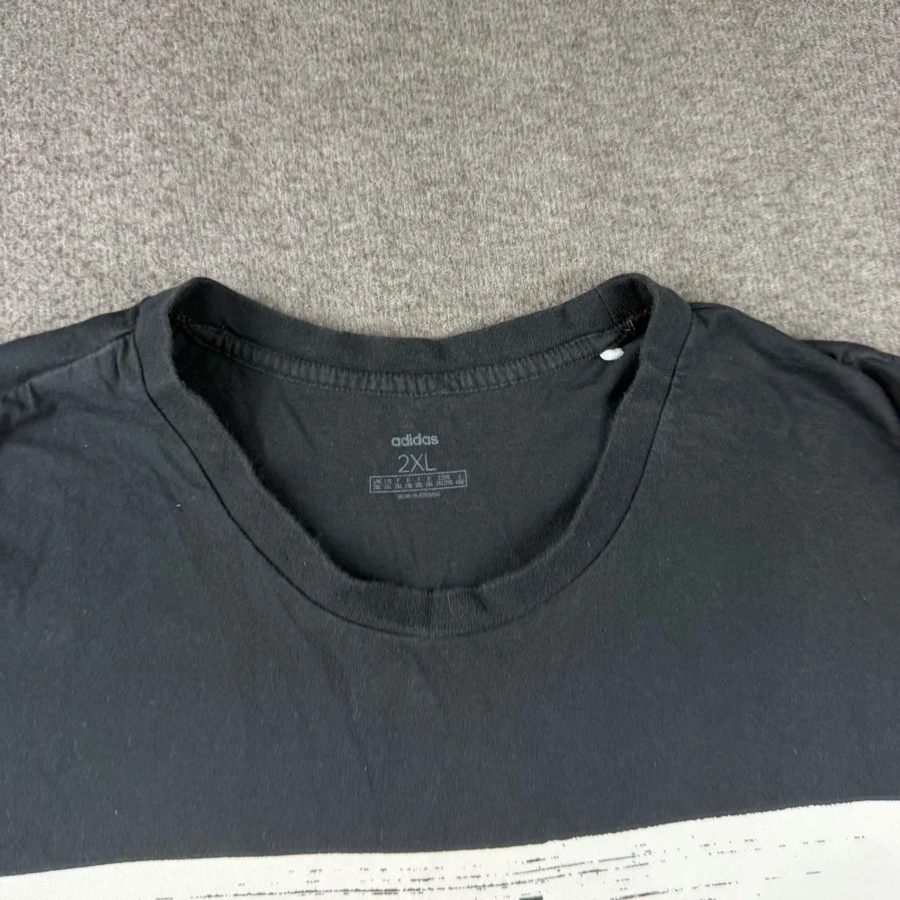 Adidas T-Shirt Men's 2XL Black Short Sleeve Box Logo Graphic Tee Cotton